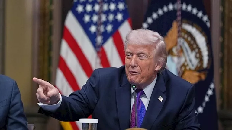 واشنطن بوست: الجيش الأمريكي قدم لترامب خطة للاستيلاء على اليورانيوم ال