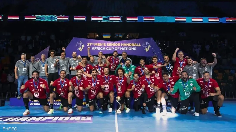السيسي يهنئ منتخب مصر لكرة اليد المتوج ببطولة أفريقيا | سكاي نيوز عربية